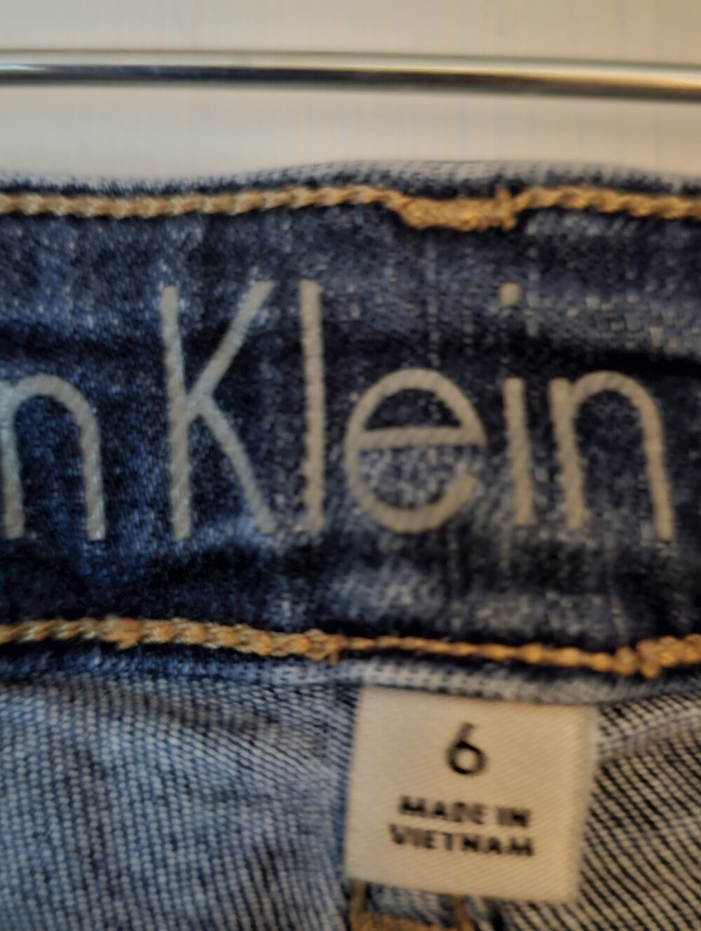 Calvin Klein Women's Slim Boyfriend Blue Denim Stretch Jeans Size 6 - Picture 9 of 9